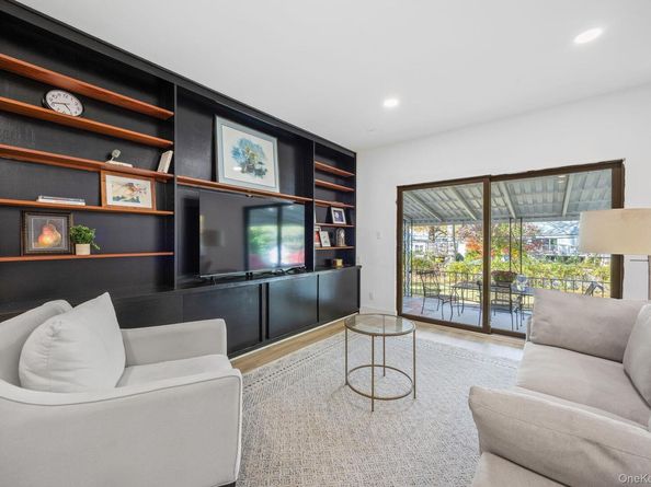 111 Farrington Avenue, Sleepy Hollow NY 10591