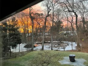 53 Glen Avenue, Flanders NY 11901