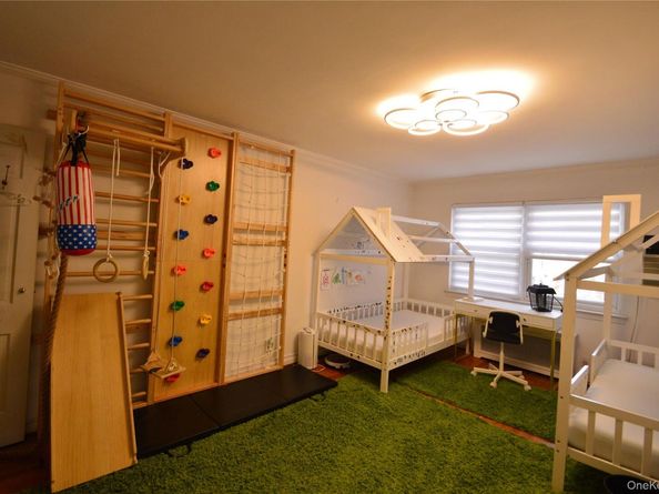 10546 65th Road, Forest Hills NY 11375