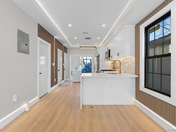 104-11 188th Street, Hollis NY 11412