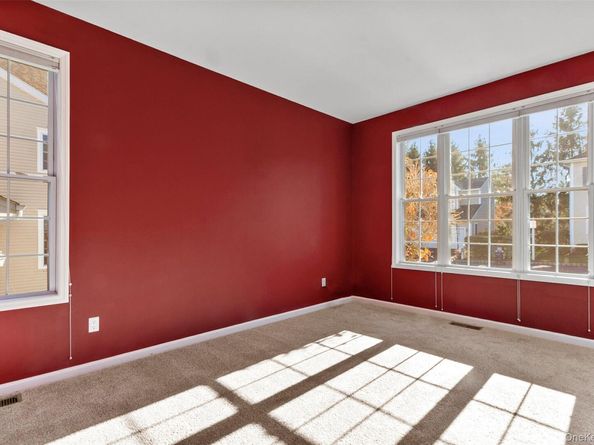 79 Landmark Court, White Plains NY 10603