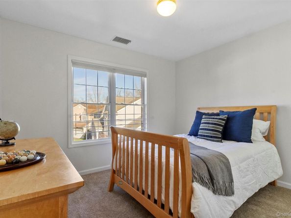 79 Landmark Court, White Plains NY 10603