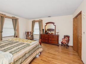 12 Briarwood Court, Head Of The Harbor NY 11780