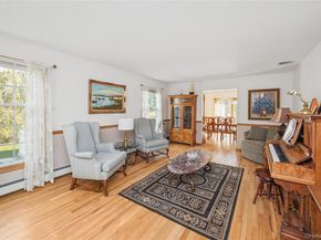 12 Briarwood Court, Head Of The Harbor NY 11780