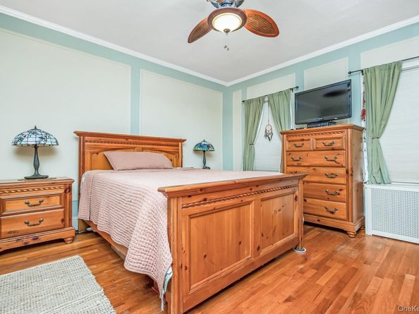 64-67 83rd Street, Middle Village NY 11379