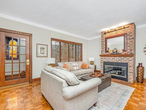 64-67 83rd Street, Middle Village NY 11379