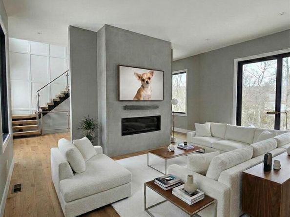 207 Middle Line Highway, Southampton NY 11968