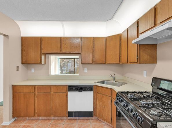 1 Juniper Court, Peekskill NY 10566