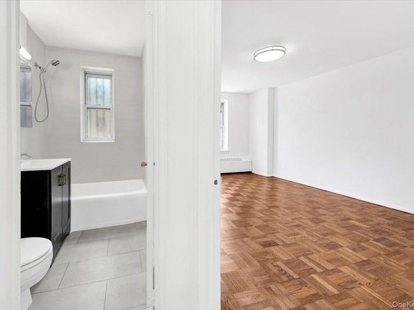 2630 Kingsbridge Terrace 2R, Bronx NY 10463