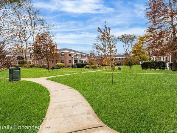 1209 E Broadway D15, Hewlett NY 11557