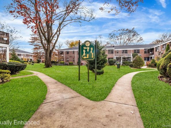 1209 E Broadway D15, Hewlett NY 11557