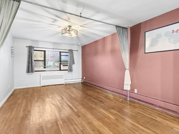 1209 E Broadway D15, Hewlett NY 11557