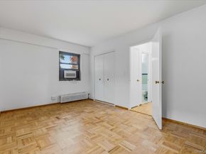 21-85 34th Avenue 2D, Astoria NY 11106