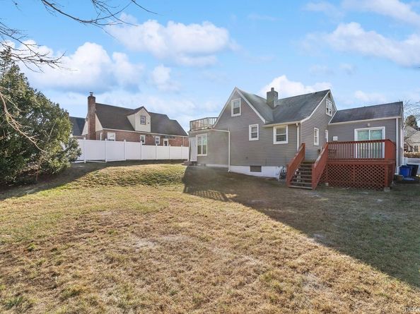 45 Ella Street, Valley Stream NY 11580