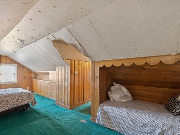 45 Ella Street, Valley Stream NY 11580