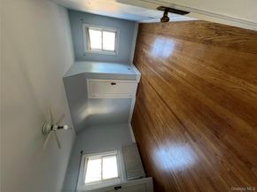 33 Cleveland Street, Valley Stream NY 11580