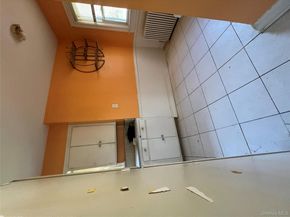 33 Cleveland Street, Valley Stream NY 11580