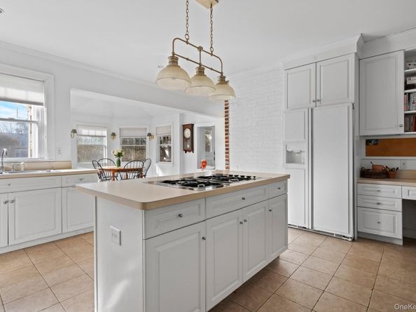 11 Shinnecock Road, Quogue NY 11959