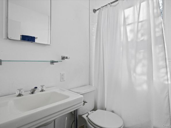 11 Shinnecock Road, Quogue NY 11959