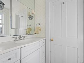 11 Shinnecock Road, Quogue NY 11959