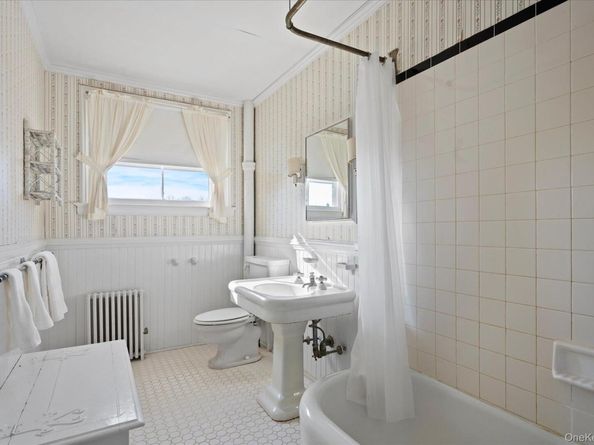 11 Shinnecock Road, Quogue NY 11959