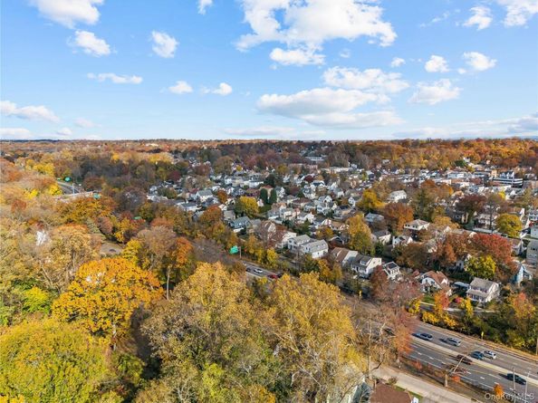 66 Hutchinson Boulevard, Mount Vernon NY 10552