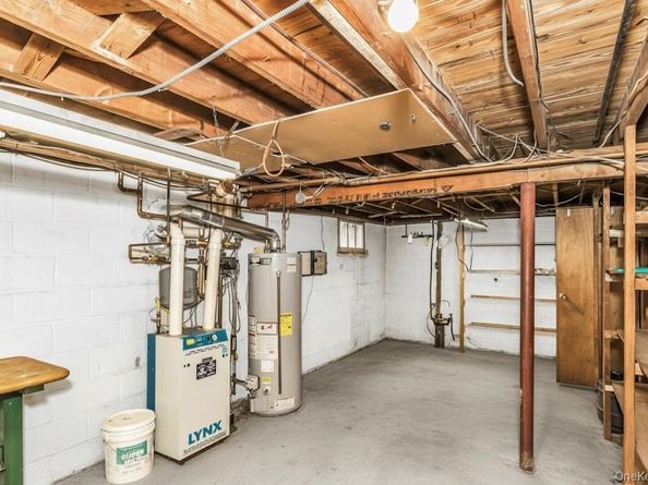 1316 12th Street, West Babylon NY 11704