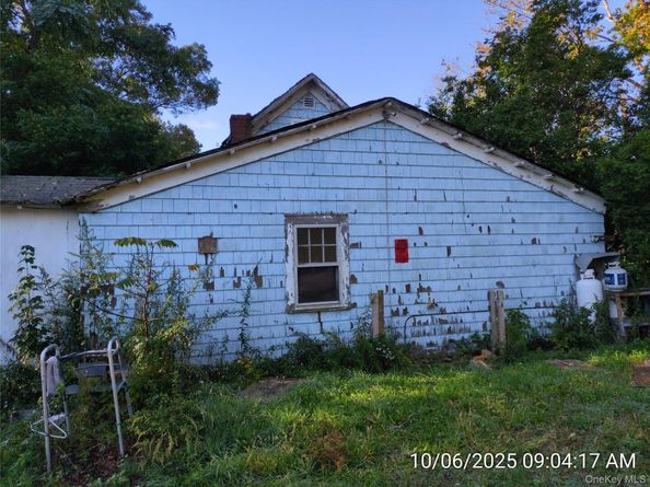 178 Montauk Highway, Speonk NY 11972
