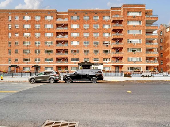 80 E Hartsdale Avenue 418, Hartsdale NY 10530