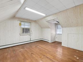 4 Windus Drive, Shirley NY 11967