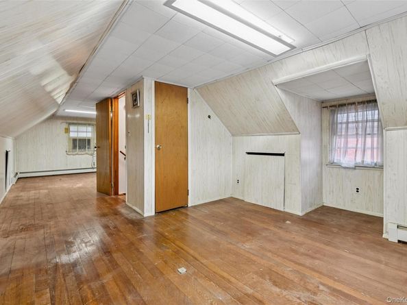 4 Windus Drive, Shirley NY 11967