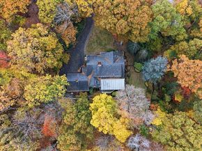 26 Paul Revere Lane, Centerport NY 11721