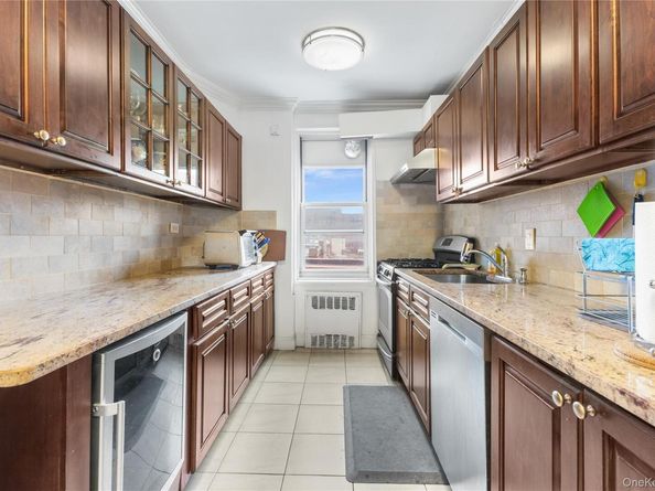 64-11 99th Street 3O4, Rego Park NY 11374