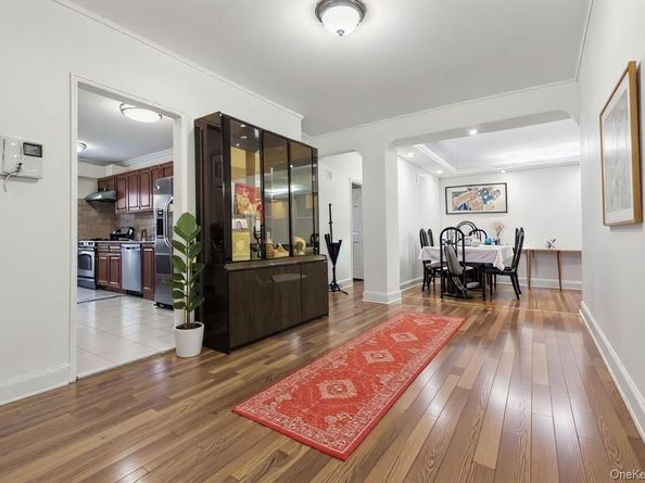 64-11 99th Street 3O4, Rego Park NY 11374