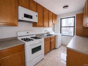 385 Grand Street L904, New York (Manhattan) NY 10002