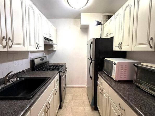 142-05 Roosevelt Avenue 539, Flushing NY 11354