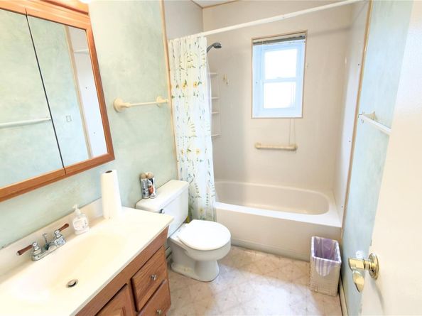 98 Whistler Court 98, Middle Island NY 11953