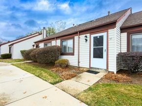 98 Whistler Court 98, Middle Island NY 11953