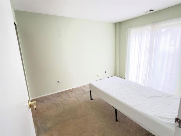 98 Whistler Court 98, Middle Island NY 11953