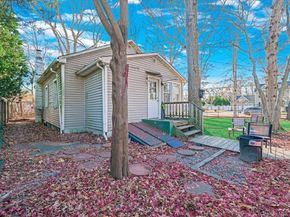 29 Parkside Avenue, Miller Place NY 11764