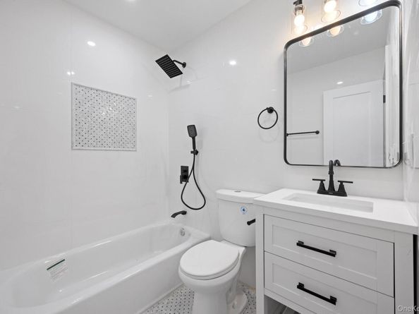 11809 Nashville Boulevard, Cambria Heights NY 11411