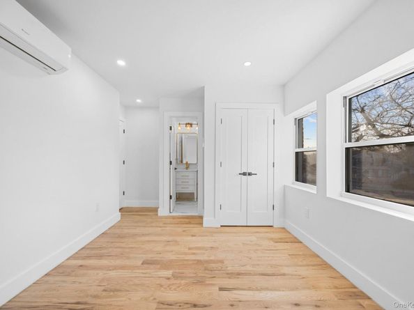 11809 Nashville Boulevard, Cambria Heights NY 11411