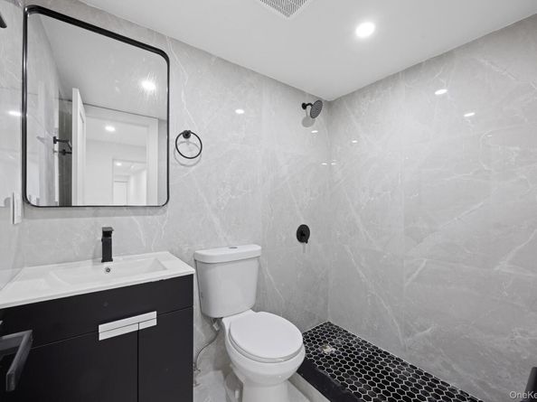 11809 Nashville Boulevard, Cambria Heights NY 11411