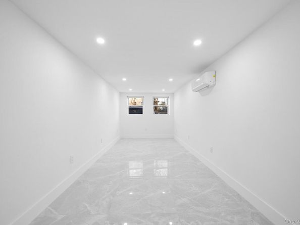 11809 Nashville Boulevard, Cambria Heights NY 11411