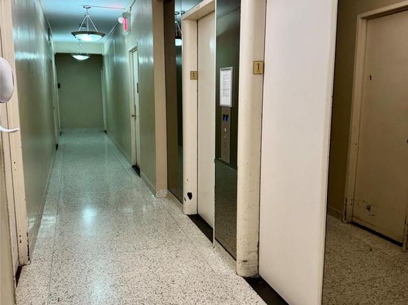 89-15 Parsons Boulevard 9C, Jamaica NY 11432