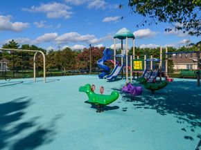 130 Cinnamon Court, Melville NY 11747