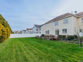 4 Avolet Court, Mount Sinai NY 11766