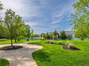 4 Avolet Court, Mount Sinai NY 11766