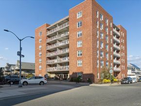 855 E Broadway 4G, Long Beach NY 11561