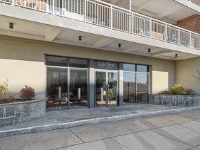 855 E Broadway 4G, Long Beach NY 11561